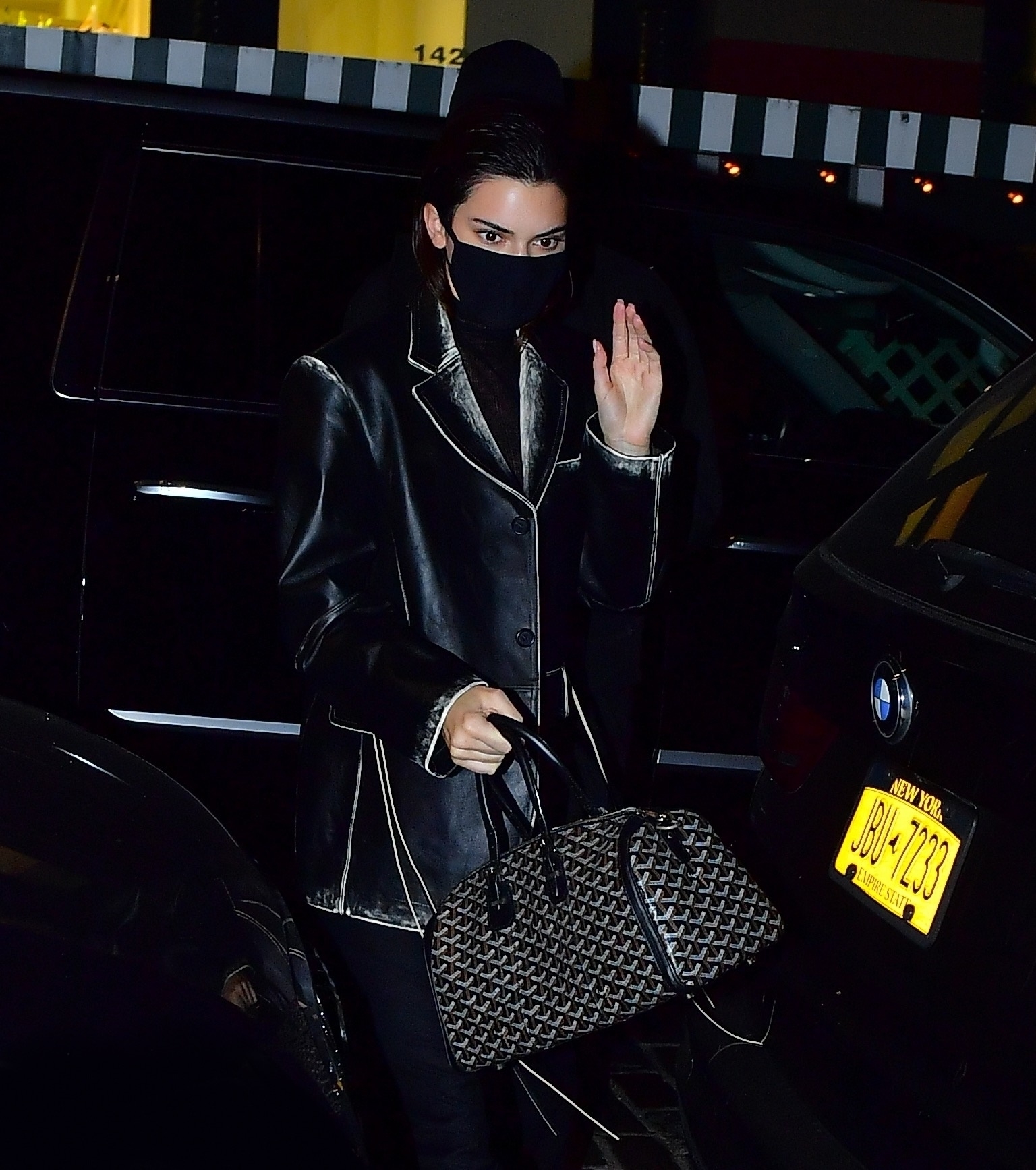 Access_Kardashian_12.jpg