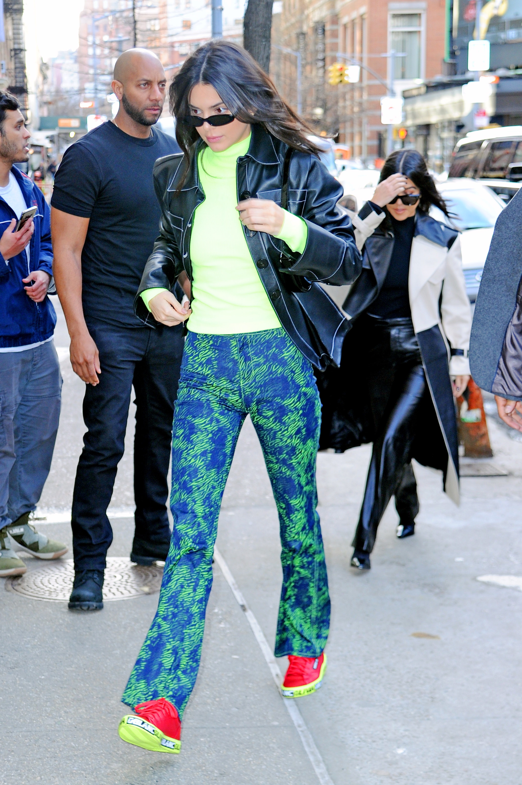 Access_Kardashian_3~0.jpg
