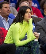 Access_Kardashian_1.jpg
