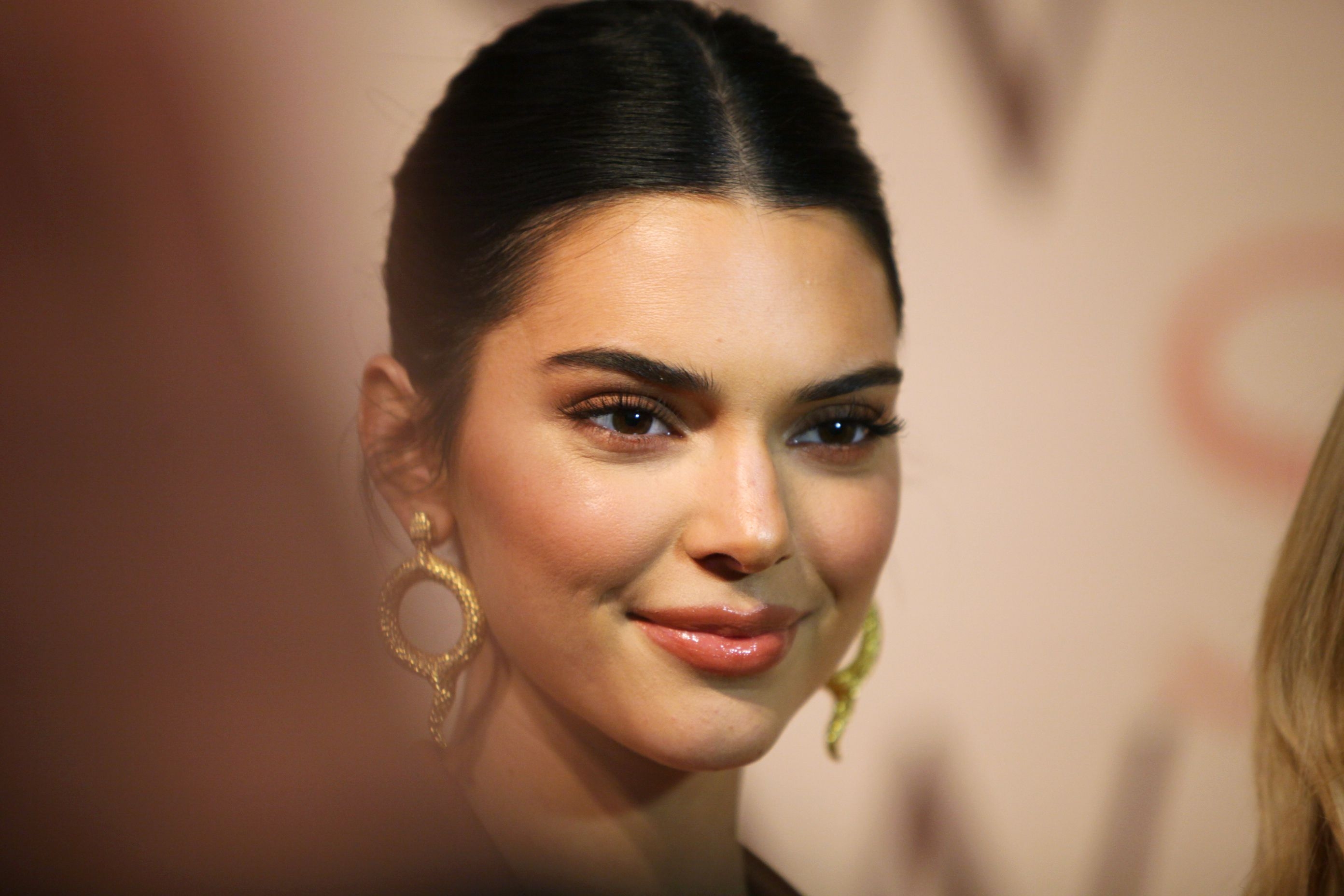 Access_Kardashian_5.jpg