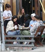 Access_Kardashian_4.jpg