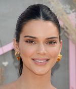 Access_Kardashian_10.jpg