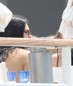 Access_Kardashian_34.jpg