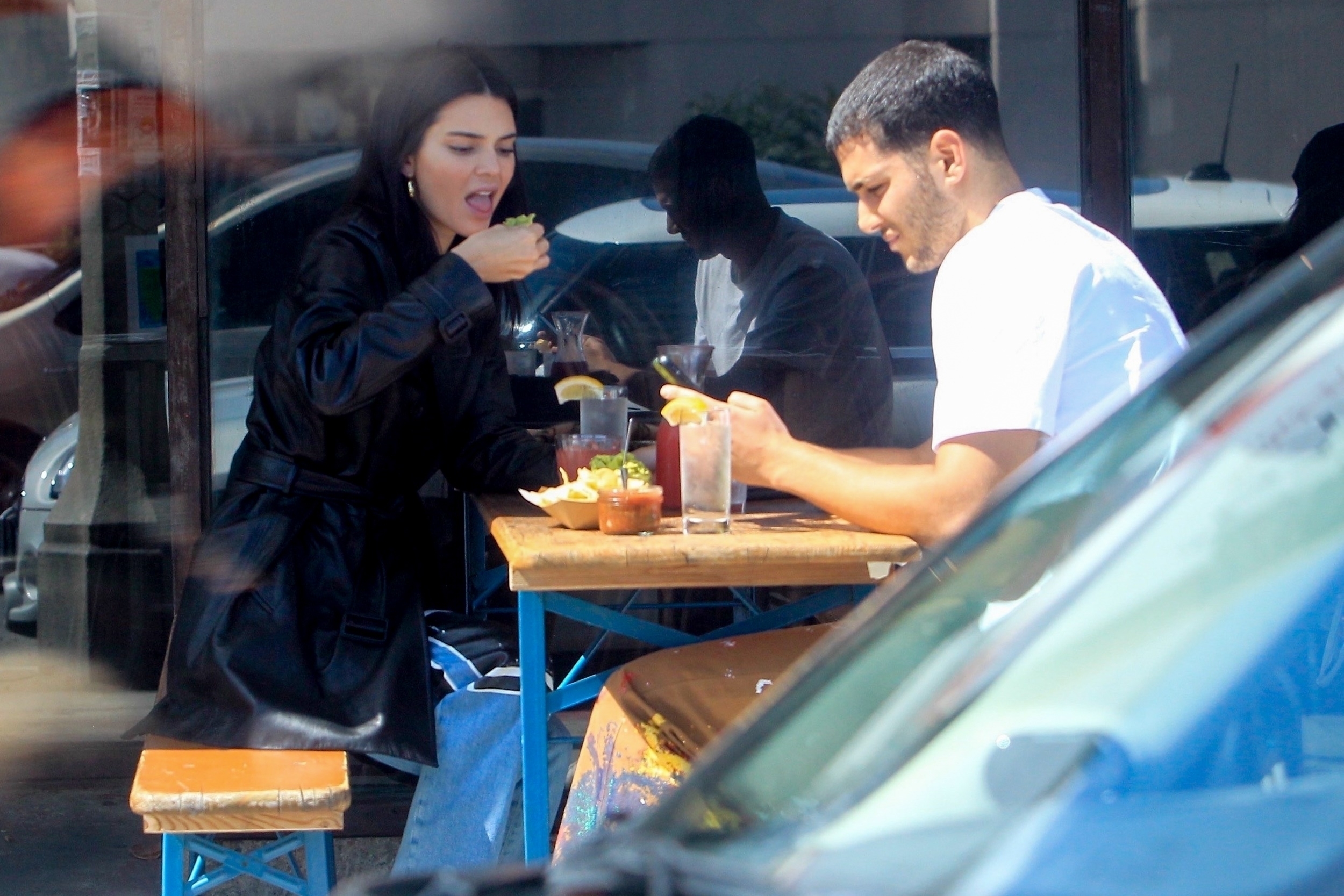Access_Kardashian_1.jpg