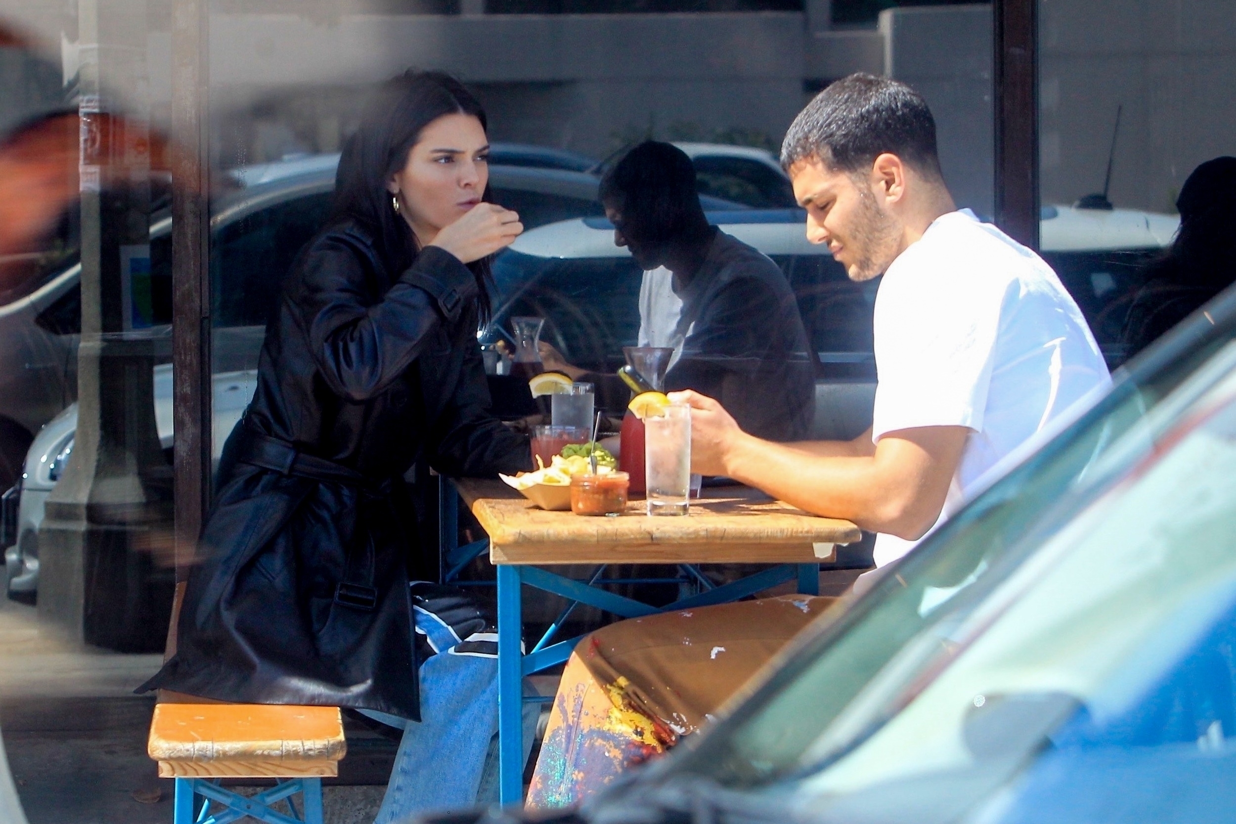 Access_Kardashian_2.jpg
