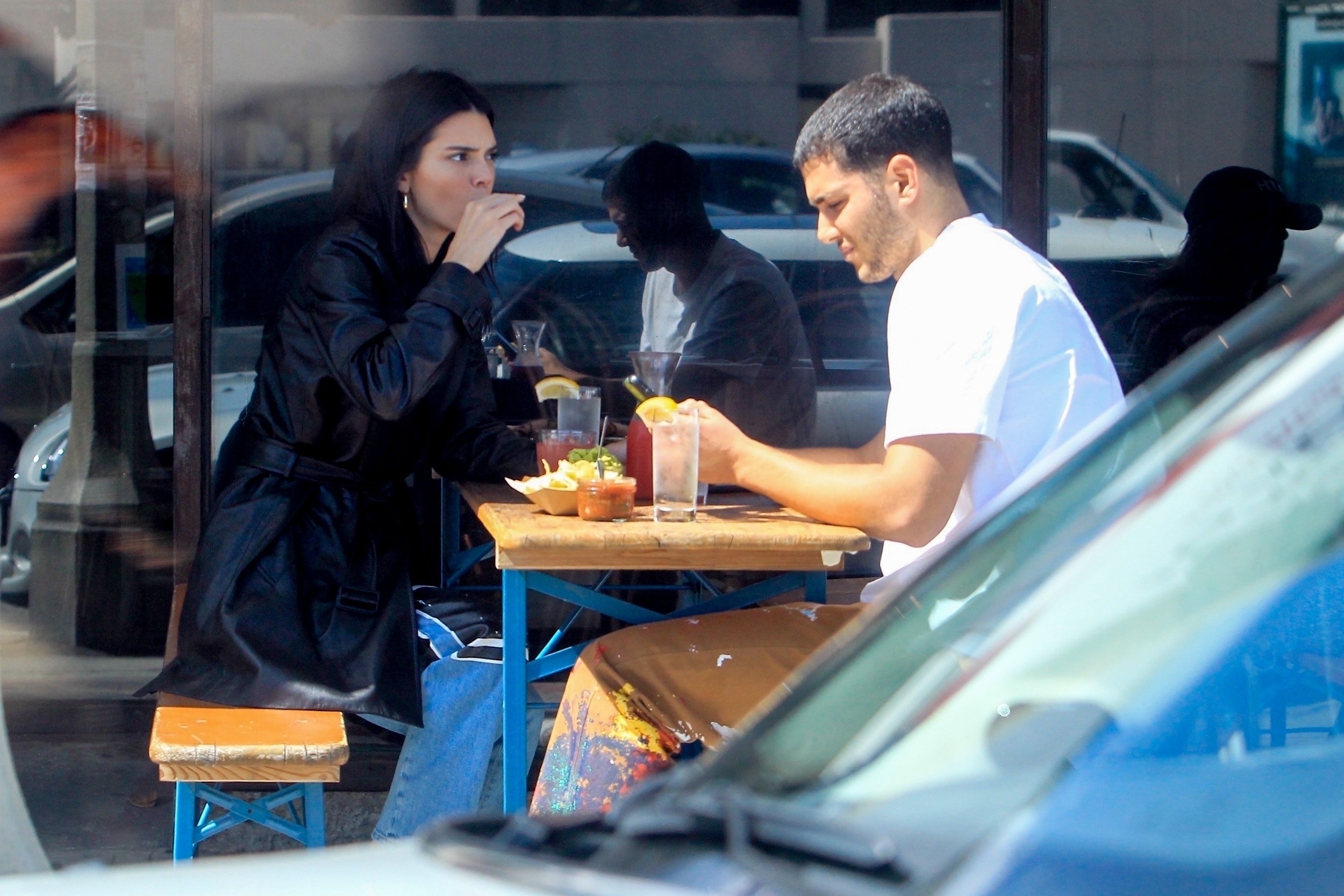 Access_Kardashian_3.jpg