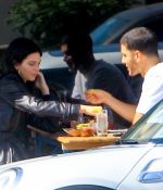 Access_Kardashian_15.jpg