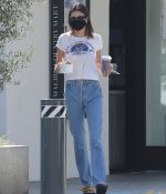 Access_Kardashian_34.jpg