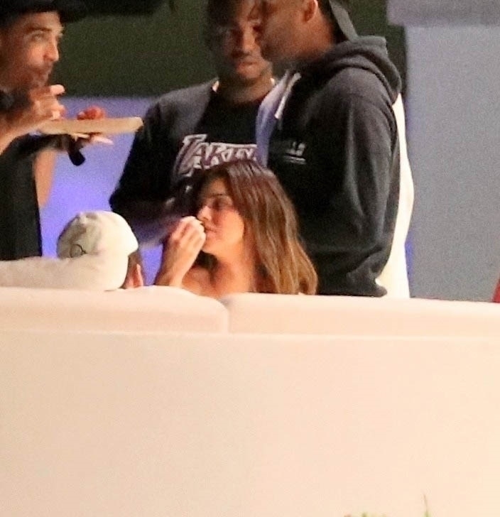 Access_Kardashian_21.jpg