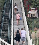 Access_Kardashian_11.jpg