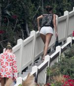 Access_Kardashian_7.jpg