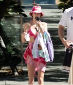 Access_Kardashian_14.jpg
