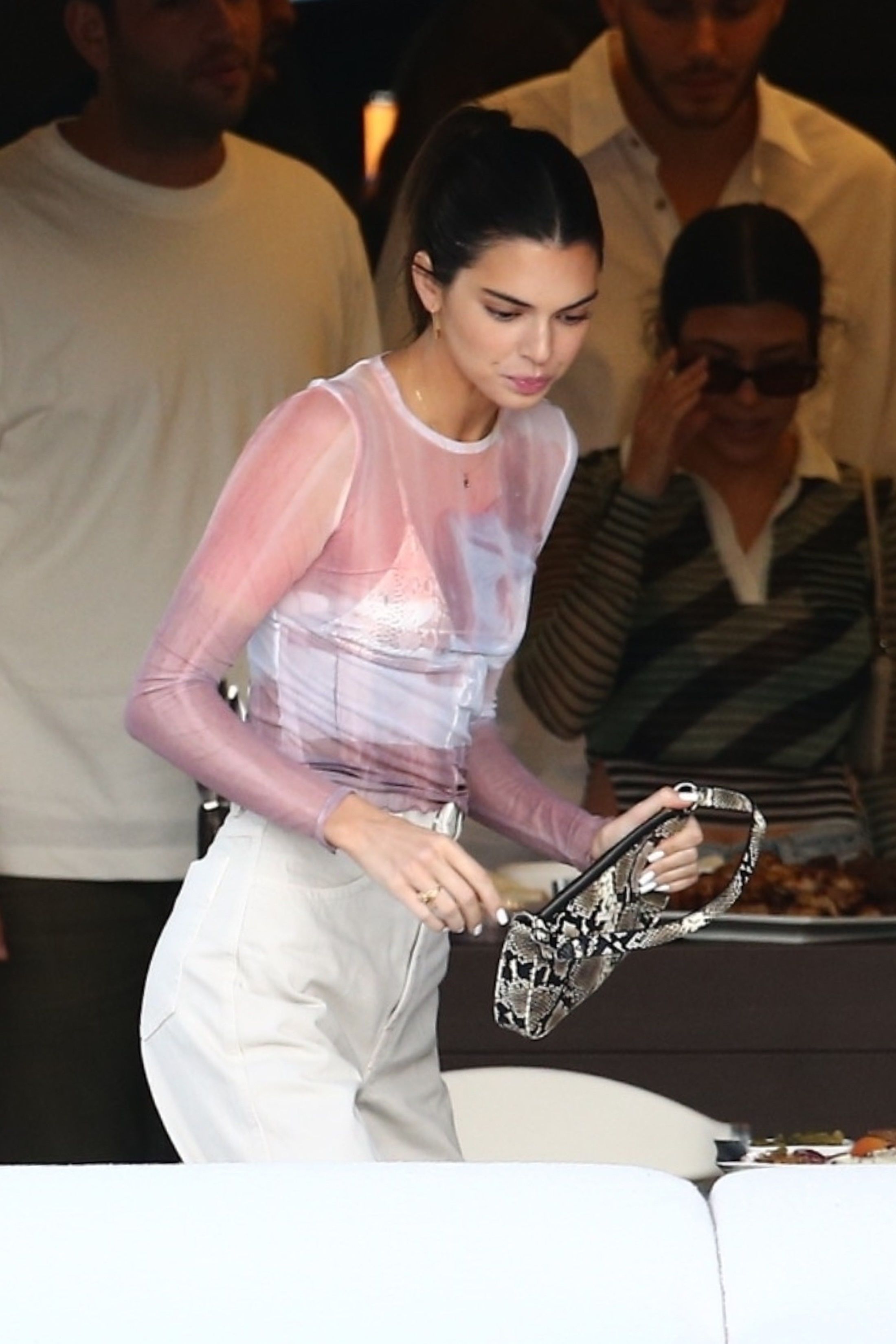 Access_Kardashian_8.jpg