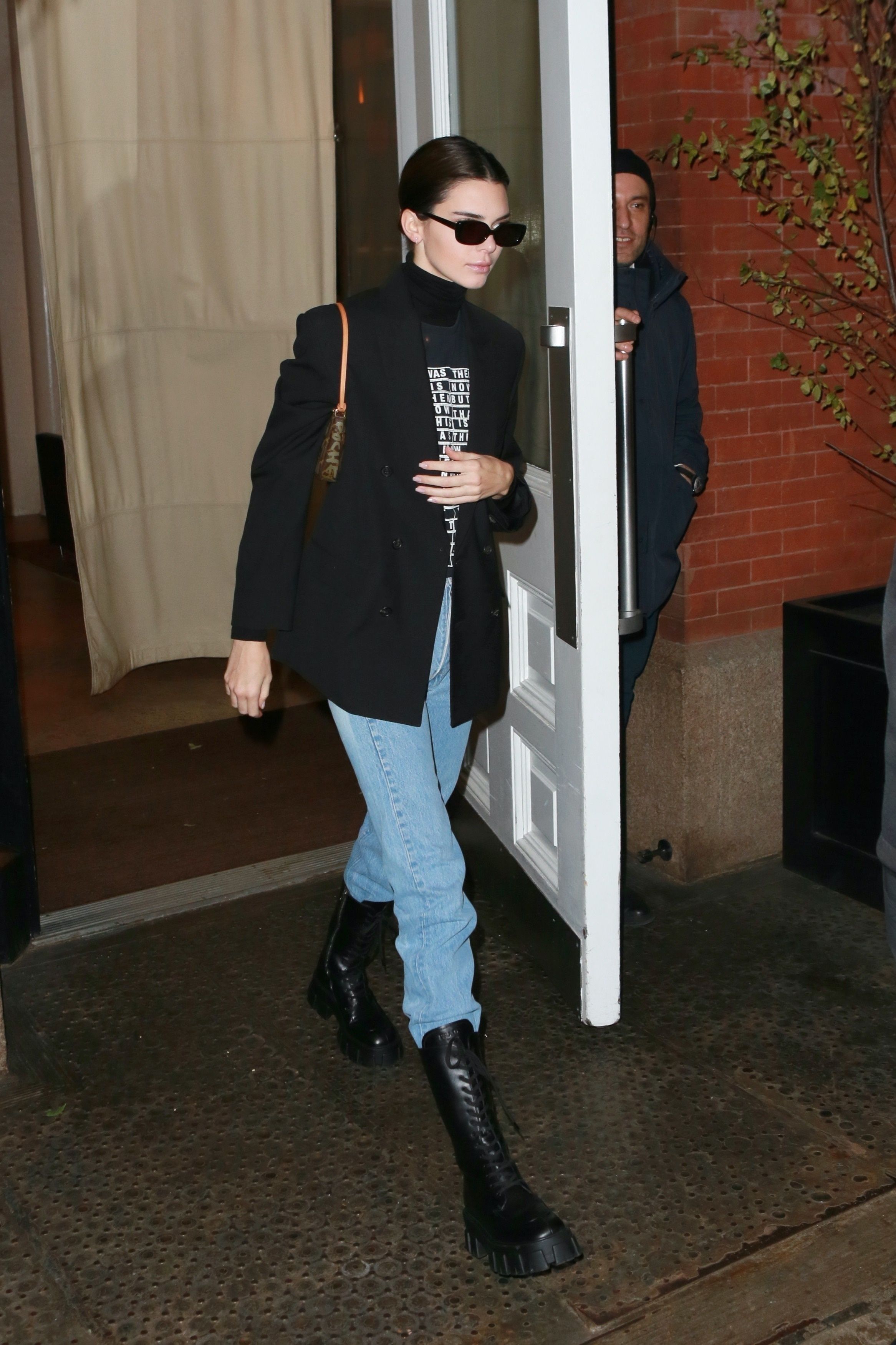 Access_Kardashian_3.jpg