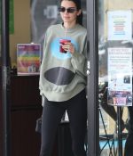 Access_Kardashian_1.jpg