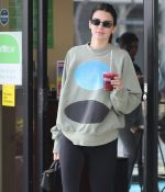 Access_Kardashian_4.jpg