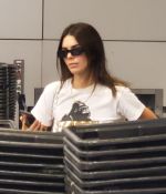 Access_Kardashian_1.jpg