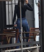 Access_Kardashian_5.jpg
