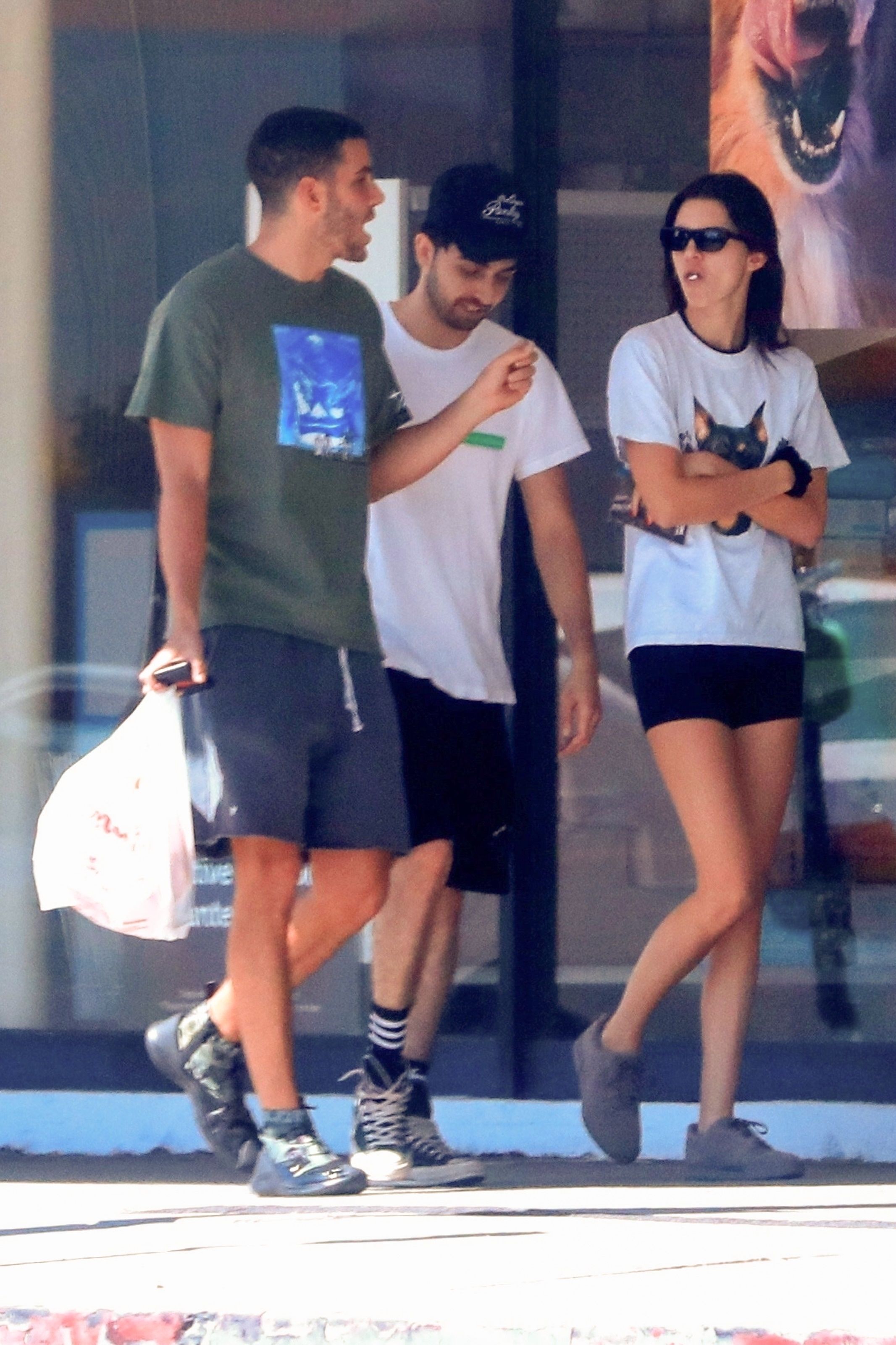 Access_Kardashian_1.jpg