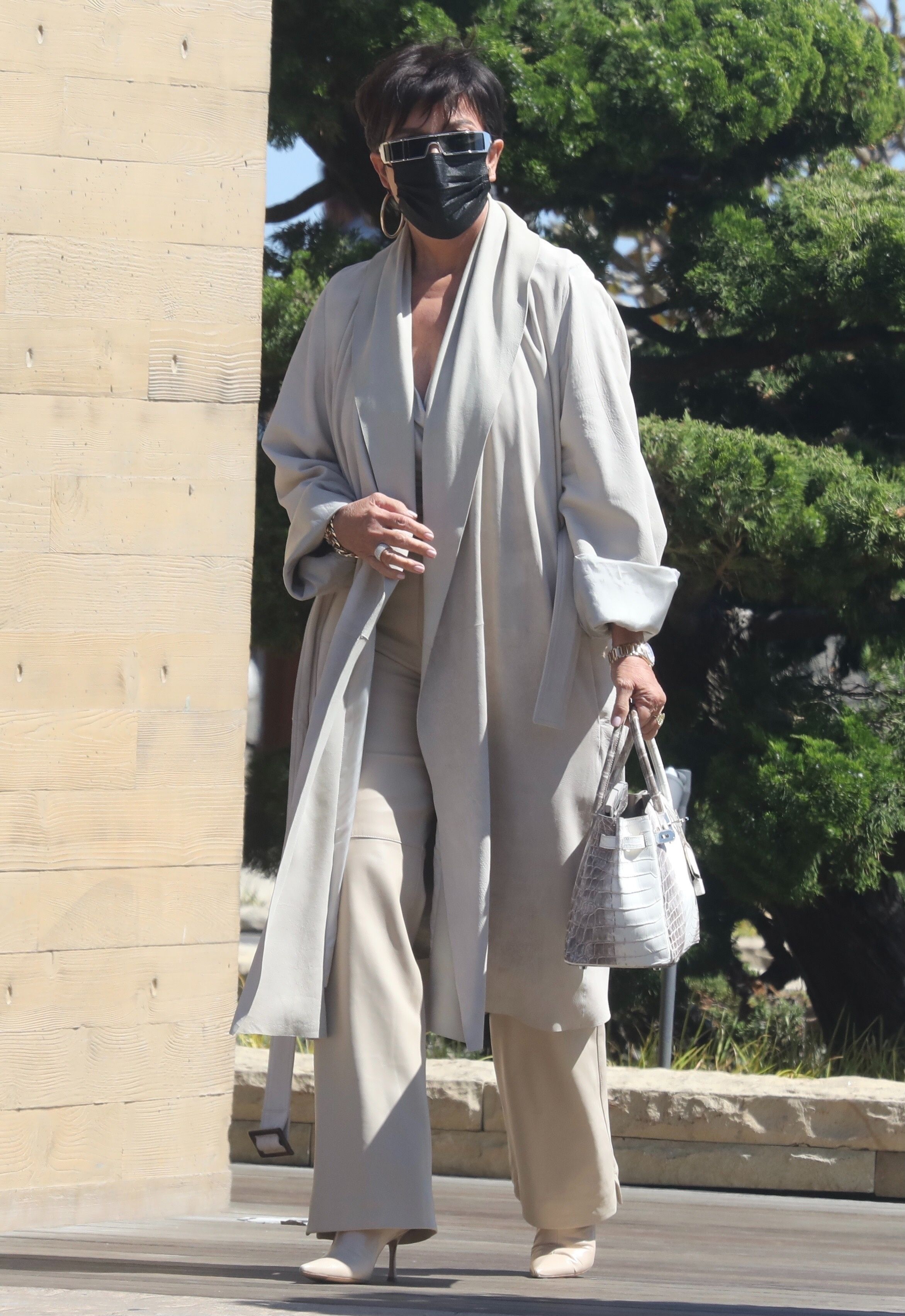 Access_Kardashian_002.jpg