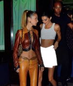 Access_Kardashian_6.jpg