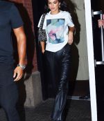 Access_Kardashian_3.jpg