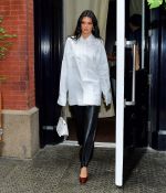 Access_Kardashian_18.jpg