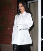 Access_Kardashian_8.jpg