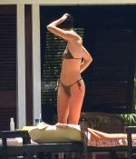 Access_Kardashian_15.jpg