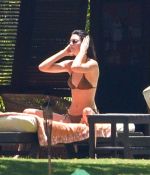 Access_Kardashian_9.jpg