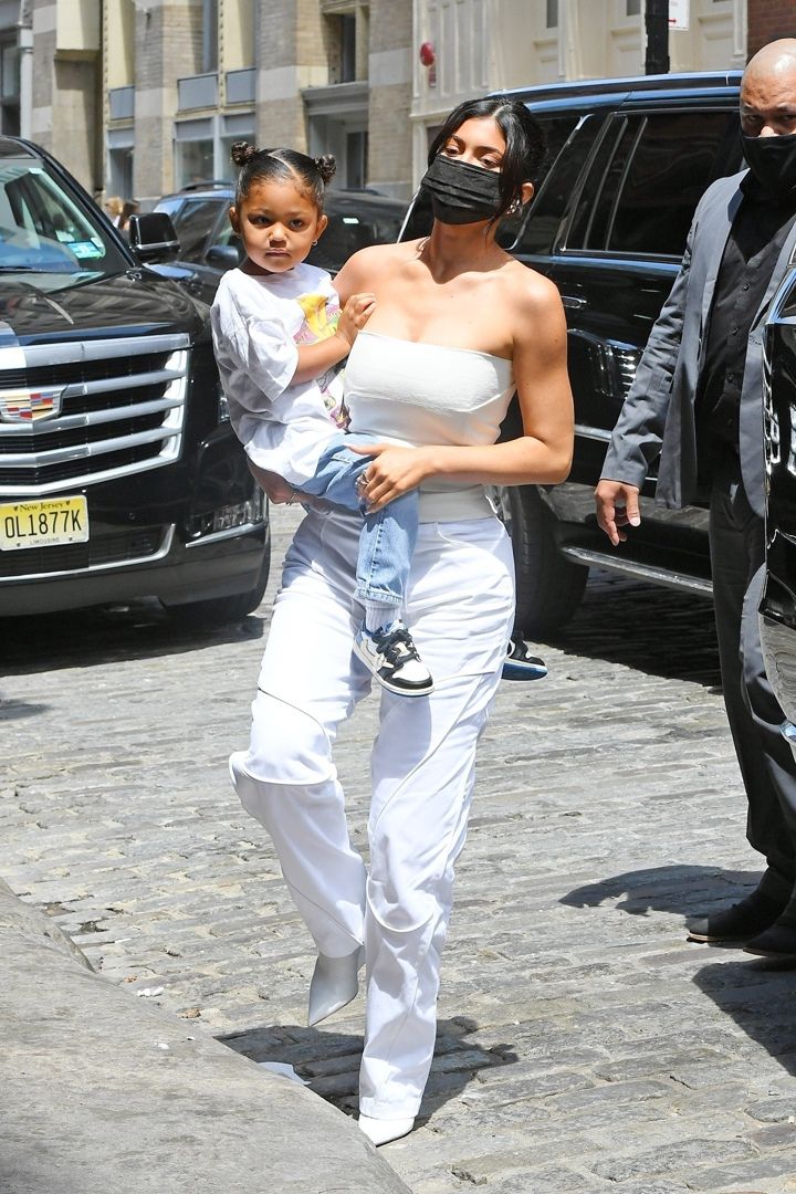 Access_Kardashian_013.jpg