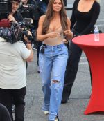 Access_Kardashian_16.jpg