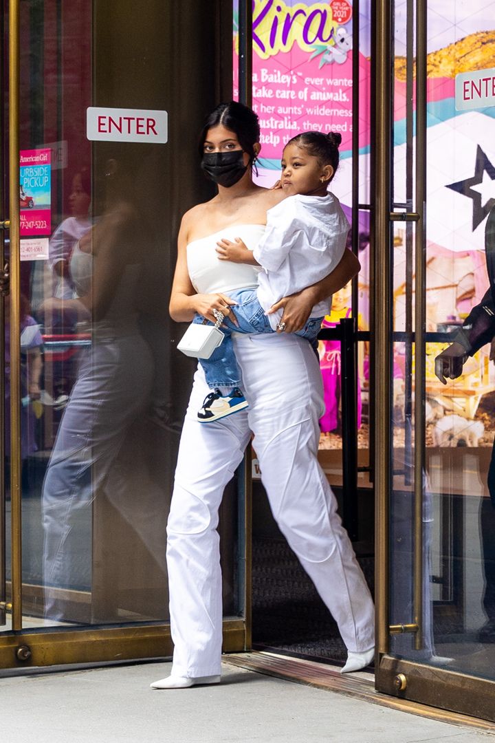 Access_Kardashian_002.jpg