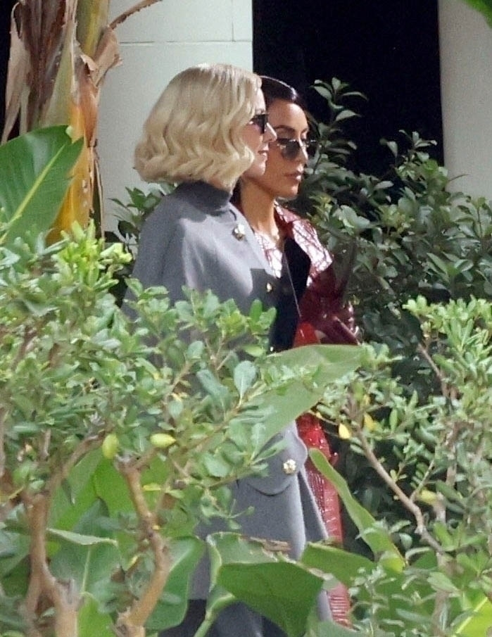 Access_Kardashian_283529.jpg