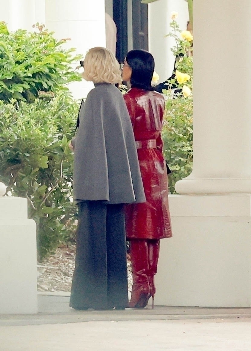 Access_Kardashian_283729.jpg