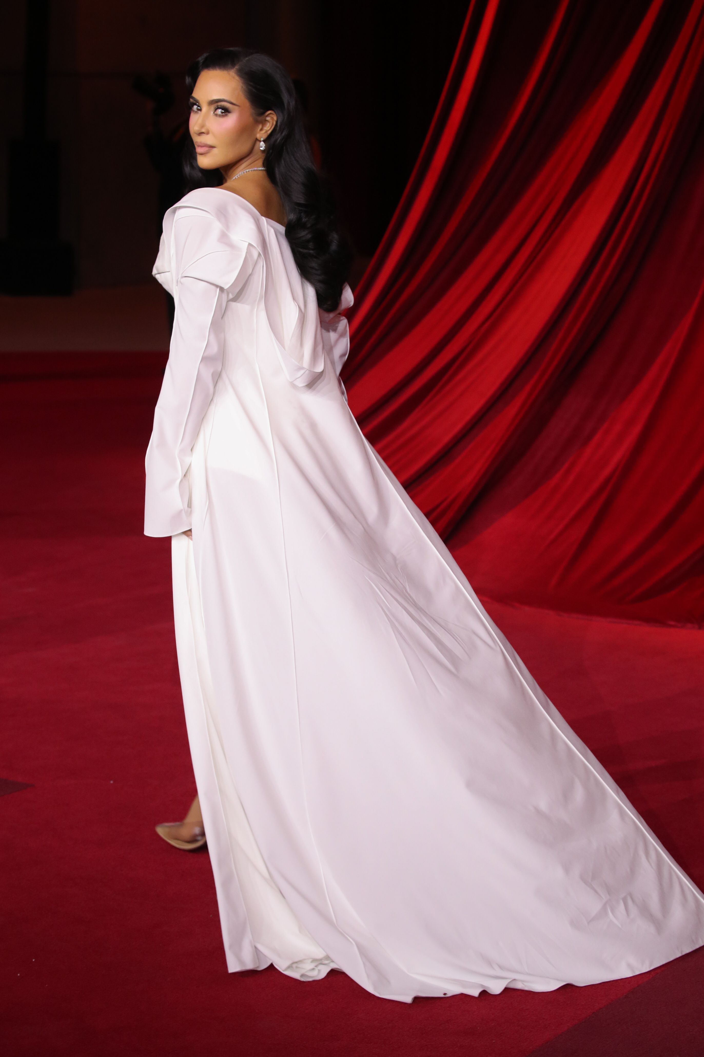 Access_Kardashian_281229.jpg