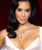 Access_Kardashian_282129.jpg
