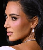 Access_Kardashian_285229.jpg