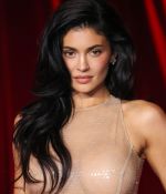 Access_Kardashian_282629.jpg