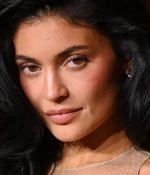 Access_Kardashian_286429.jpg