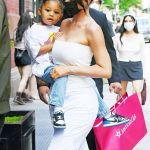 Access_Kardashian_001.jpg