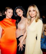 Access_Kardashian_28129.jpg