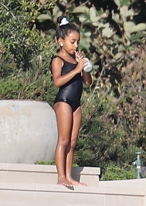 Access_Kardashian_26.jpg