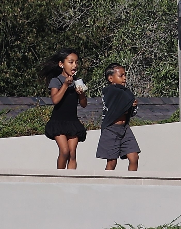 Access_Kardashian_29.jpg