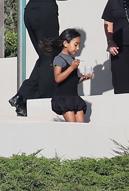 Access_Kardashian_30.jpg