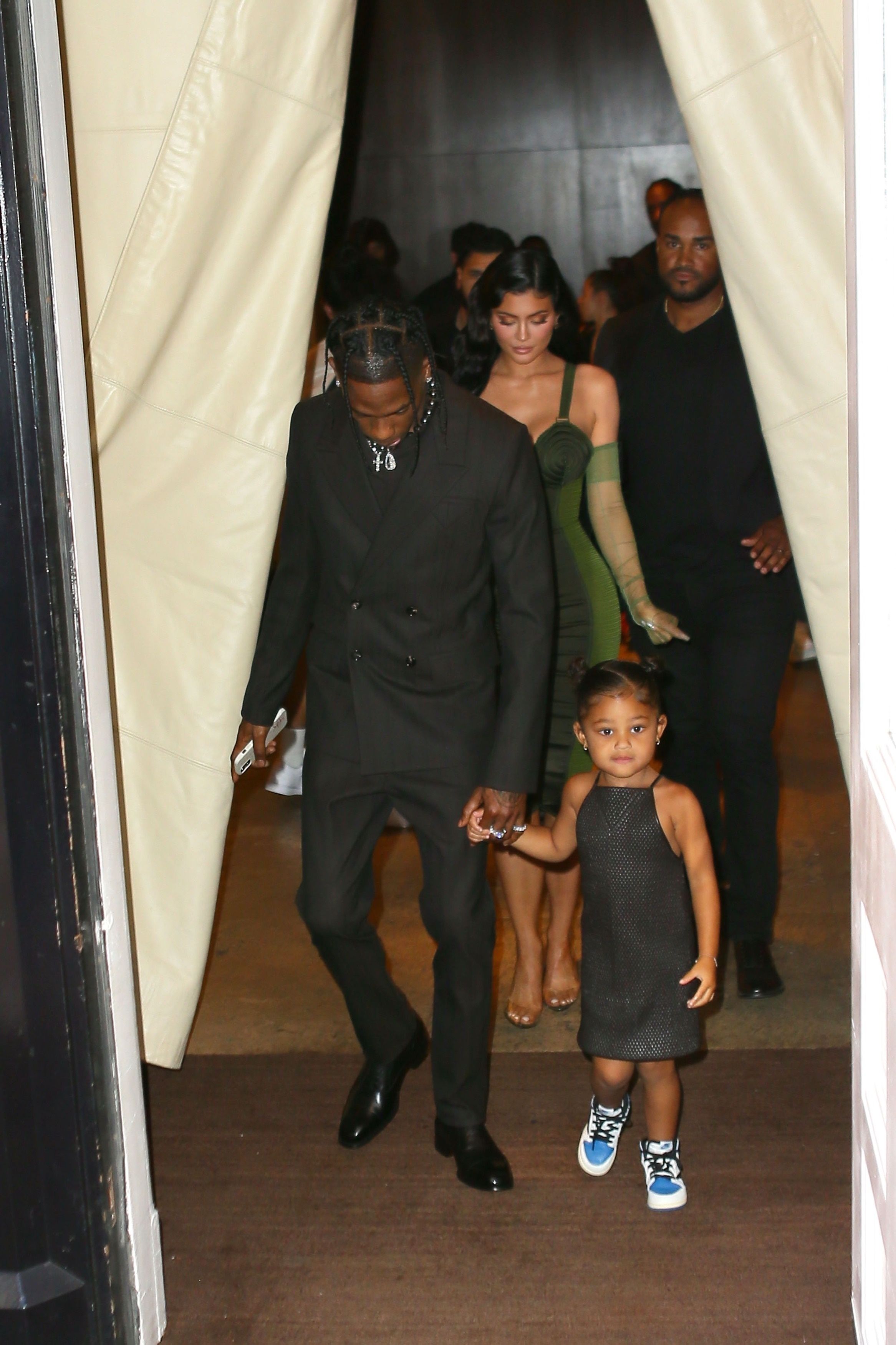 Access_Kardashian_031.jpg