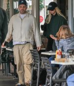Access_Kardashian_281029.jpg