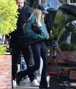 Access_Kardashian_28429.jpg