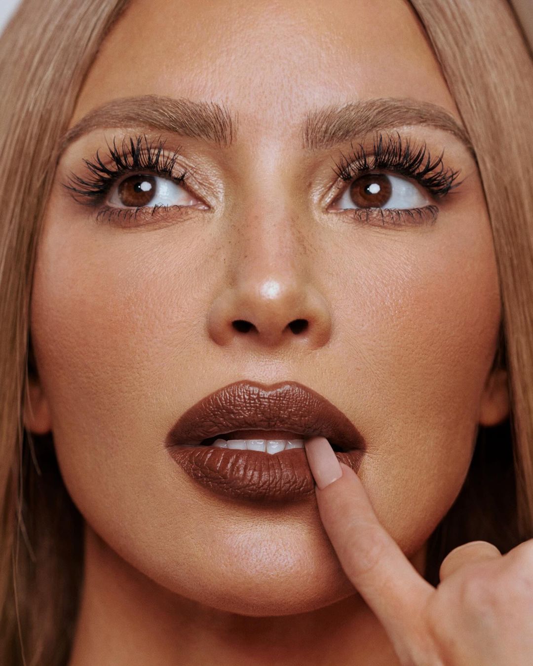 Access_Kardashian_3.jpg