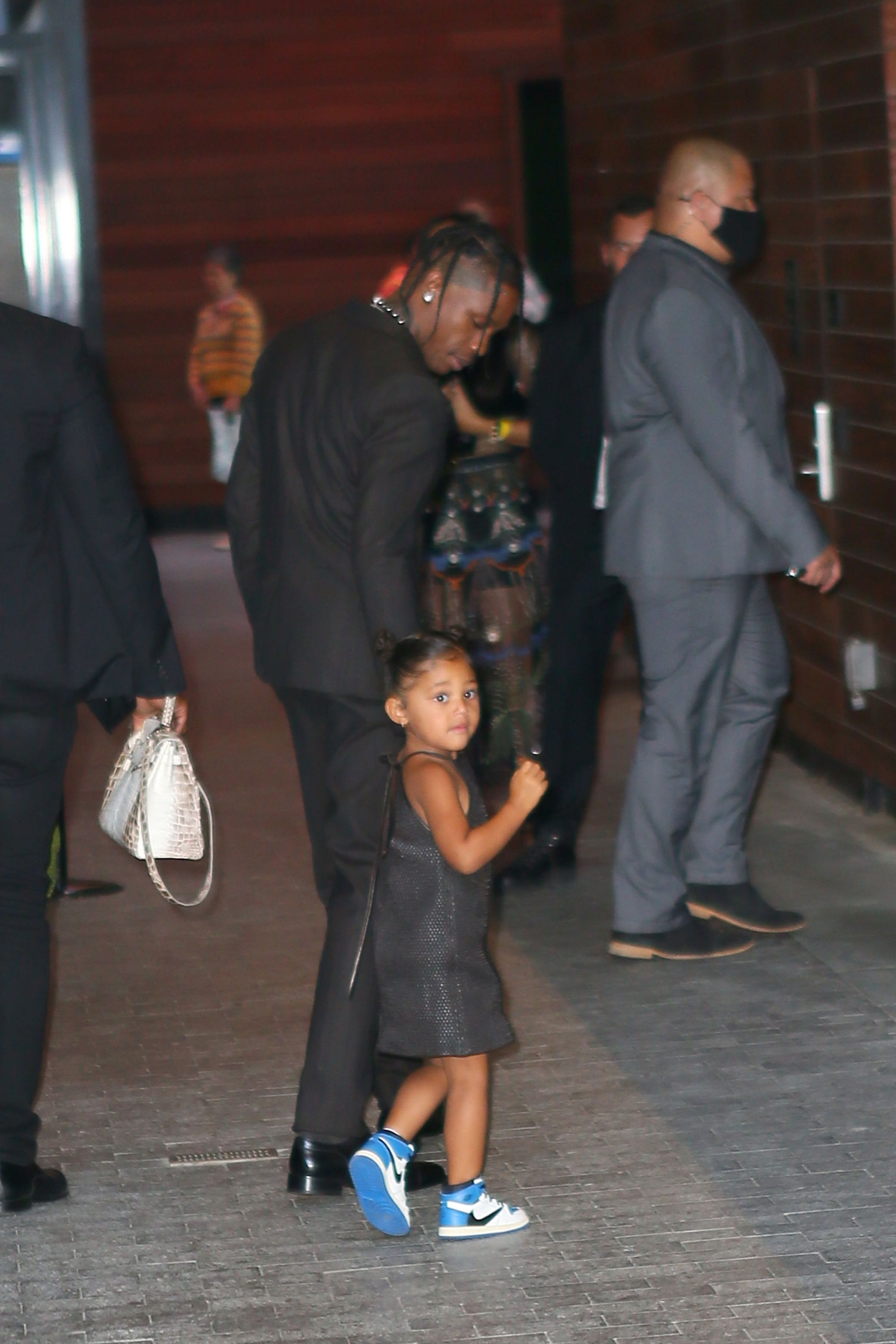 Access_Kardashian_005.jpg